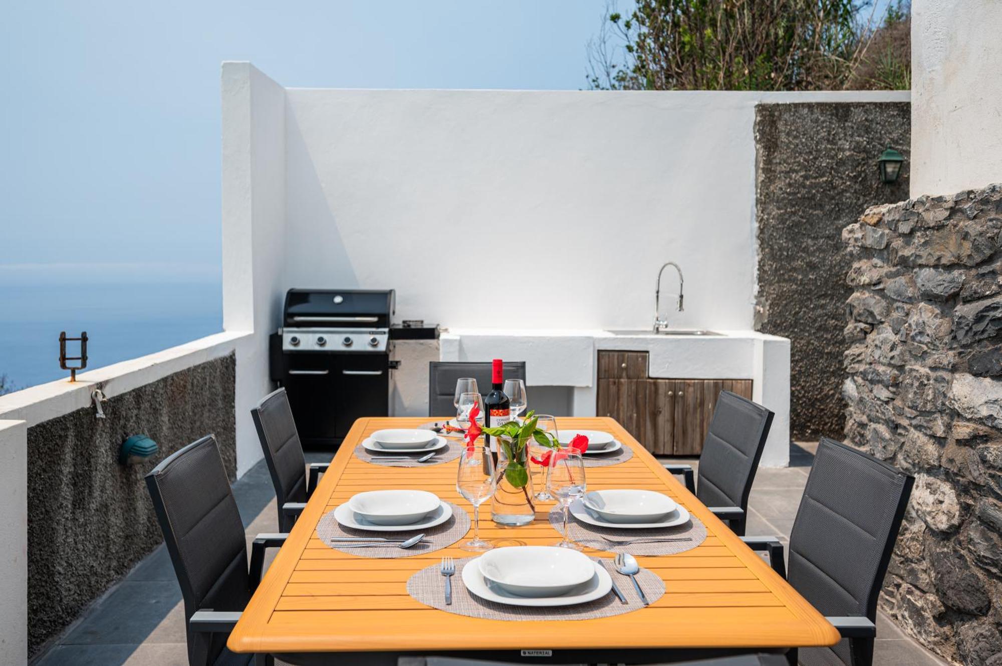 Villa Meerblick - 3-bett Mit Terrassen & Hot-tub Faja da Ovelha